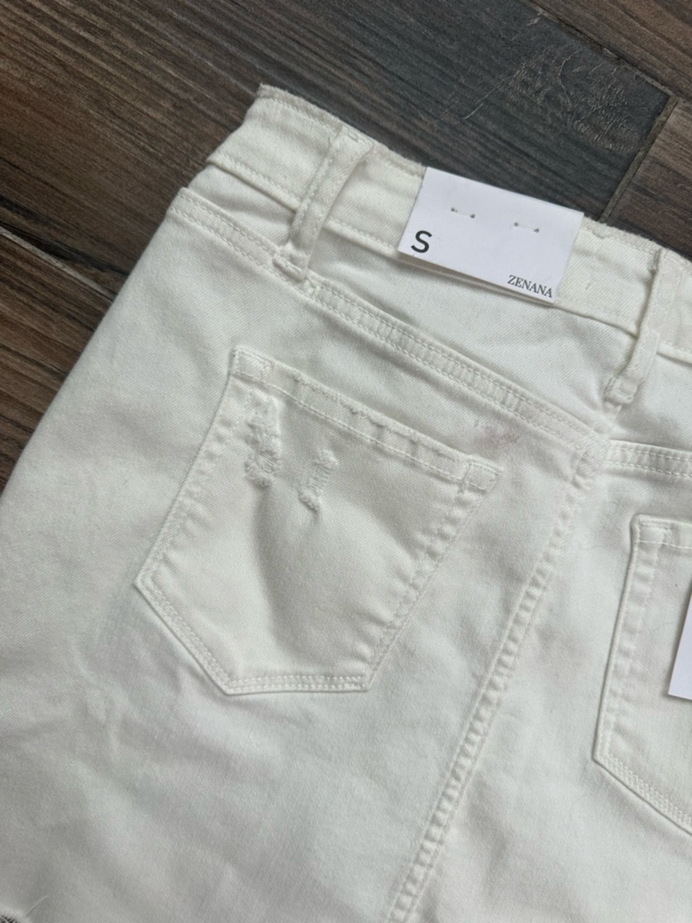 Zenana Outfitters White Denim Raw-Edge Mini Skort - Picture 9 of 12